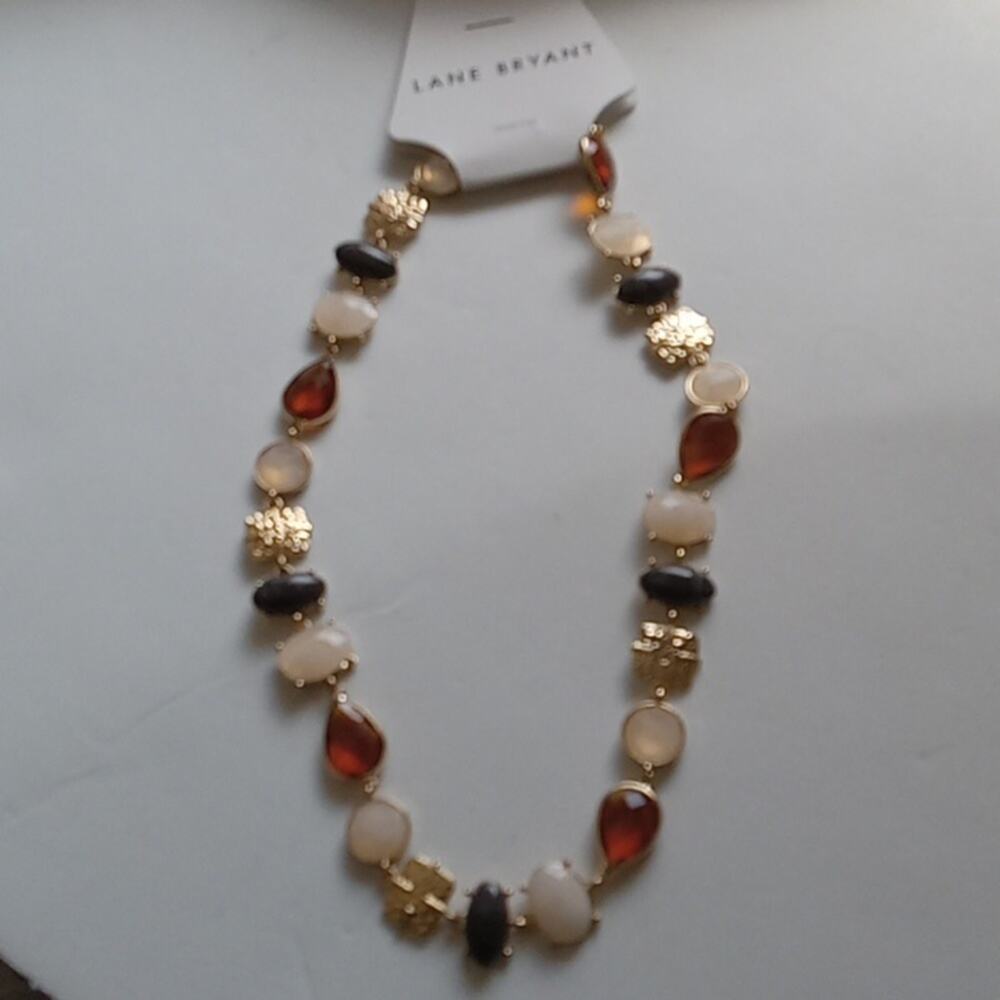 NWT Lane Bryant Custome Jewelry Gem necklace.